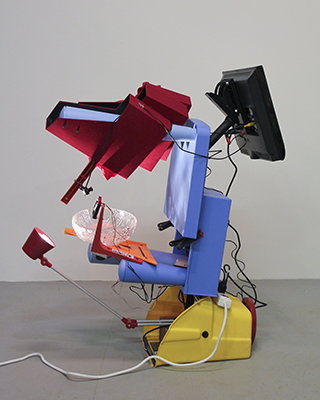 Ian Burns sculpture. AcNilev2_. 2011